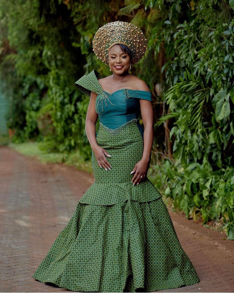 Amazing Traditional Shweshwe Dresses For Makoti Wedding