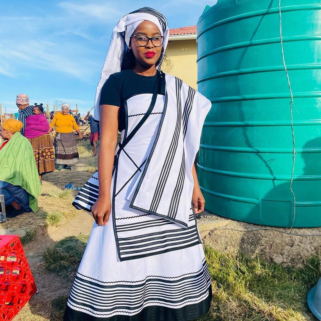 Top Classy Xhosa Clothing For African Women's Fashion 20