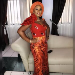 Newest Swag Aso Ebi Styles For African Wedding 14