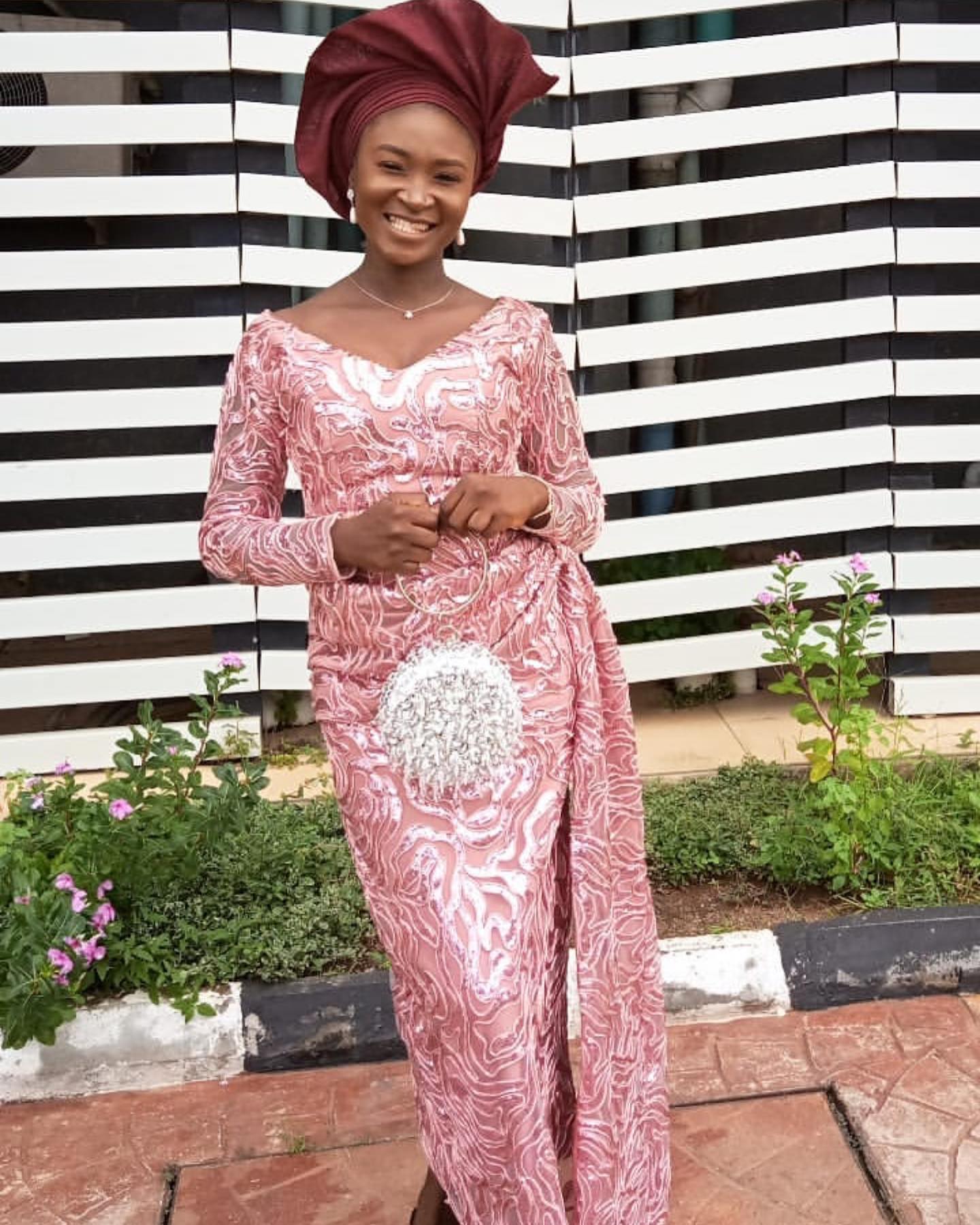 Most Stylish Aso Ebi Styles For Wedding's Guest 23