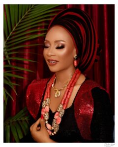 Most Stylish Aso Ebi Styles For Wedding's Guest 11