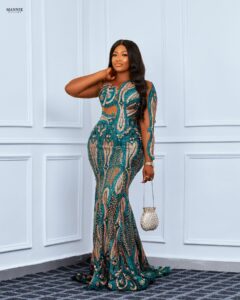 Most Stylish Aso Ebi Styles For Wedding's Guest 16