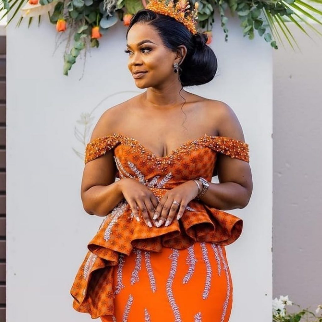 Most beautiful traditional dresses for black women 12