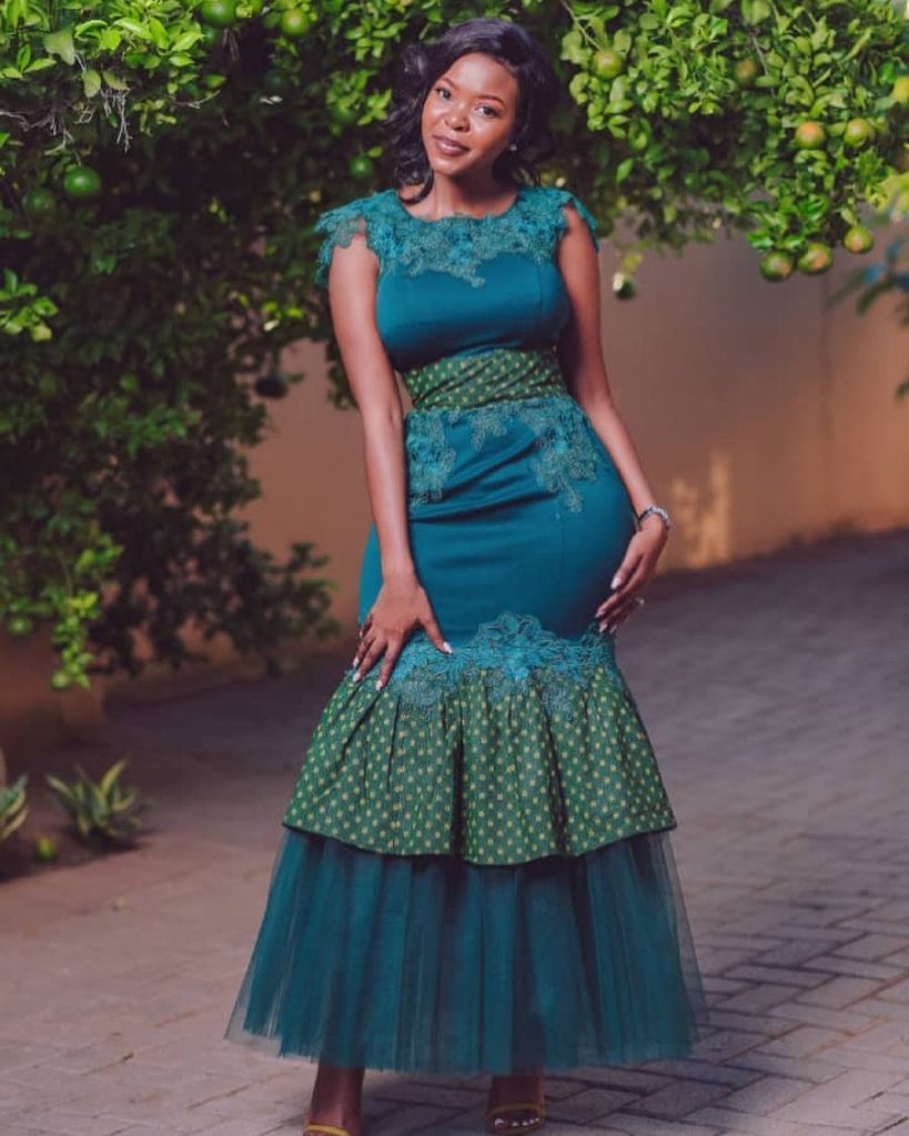 Most beautiful traditional dresses for black women 6