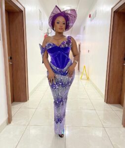 LATEST 2021 ASO-EBI FASHION STYLES FOR IMPORTANT PARTIES 12