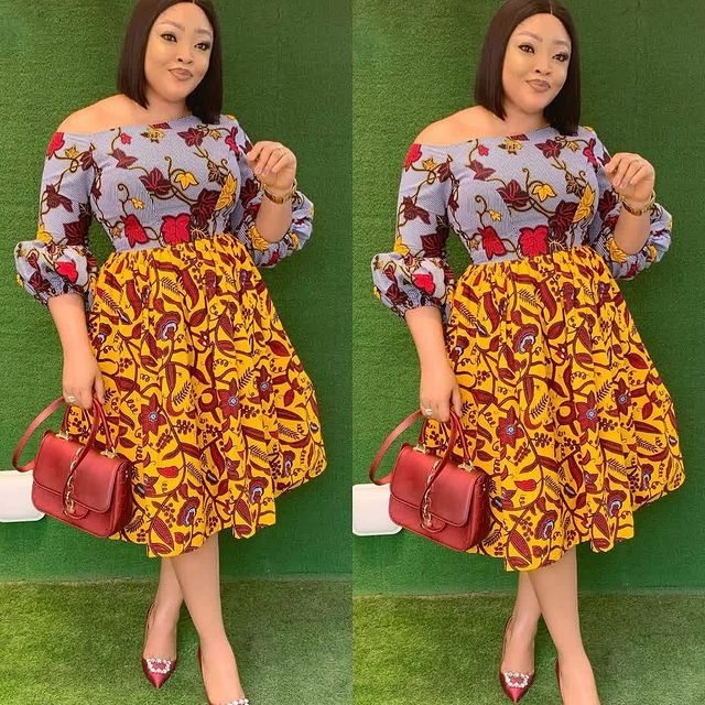 Beautiful Ankara Gowns With Native Styles  15