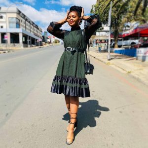 Shweshwe Traditional Dresses 2021 For Black Woman 1