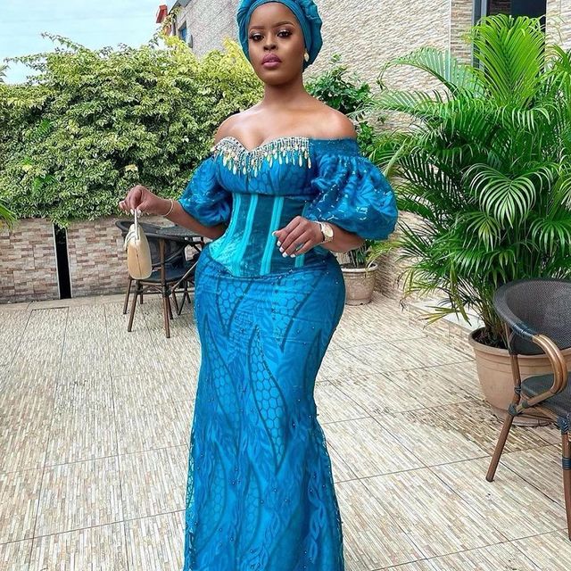 Stunning Aso Ebi Gowns Styles 2022 For Ladies 3
