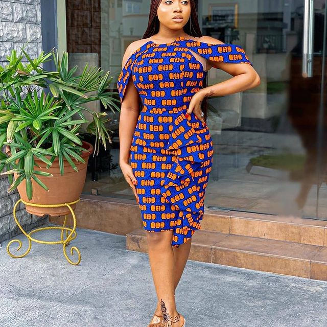 Unique Ankara Gowns Styles 2022 For Women 12