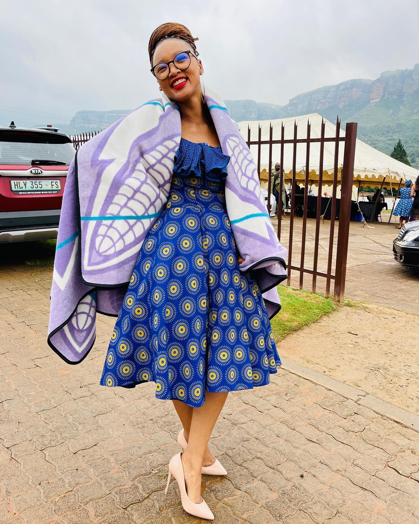 Top 10 Shweshwe Traditional Dresses For African Ladies 2022 15