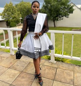 Xhosa Traditional Attires for African Women 10
