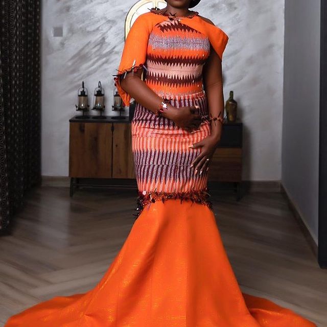  Latest Kente Styles 2022 For African Wedding  23