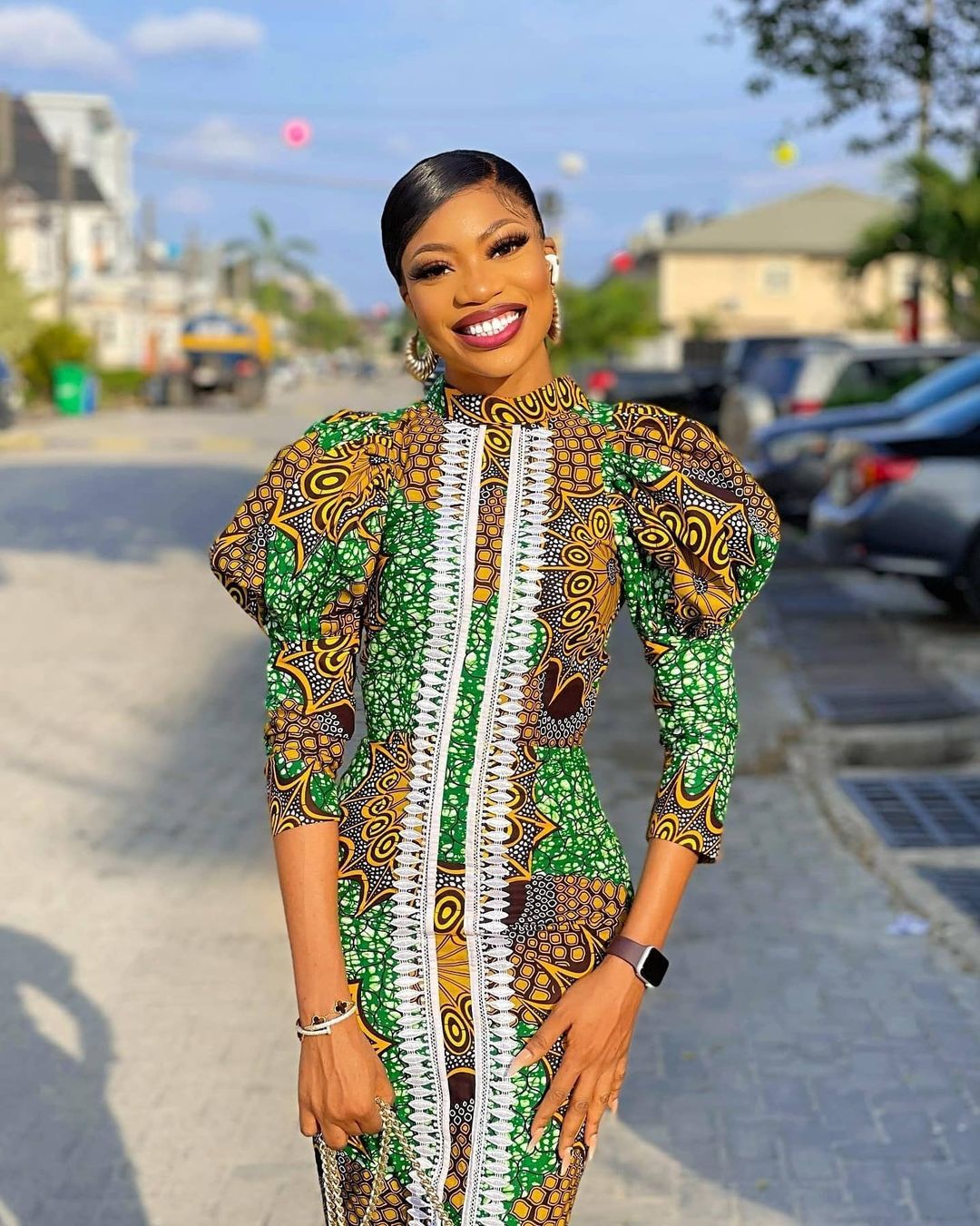 Trendy Ankara Gowns Styles 2022 for Ladies 17