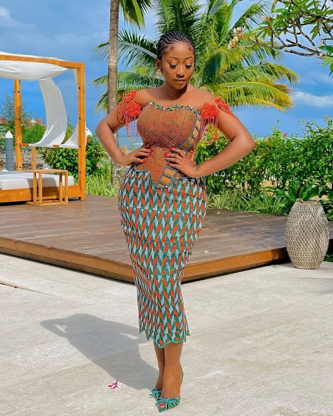 Trendy Ankara Gowns Styles 2022 for Ladies 21