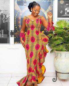 Unique Ankara Gowns Styles For Ladies 2023 8