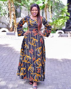Best Traditional Kente Styles For Engagement 2023 13