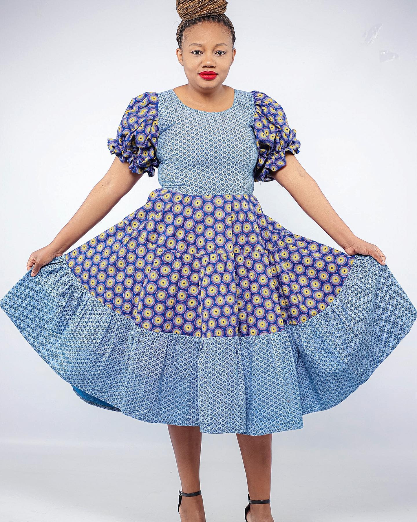 Wonderful Shweshwe Traditional Dresses For Makoti 2023 37