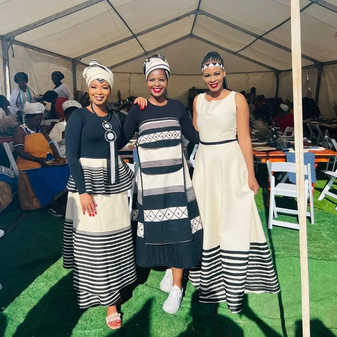 Amazing Xhosa Traditional Wedding Dresses For Makoti 2023