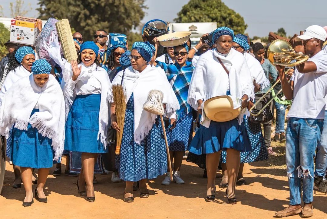 Stunning Tswana Traditional Dresses For Makoti 2023