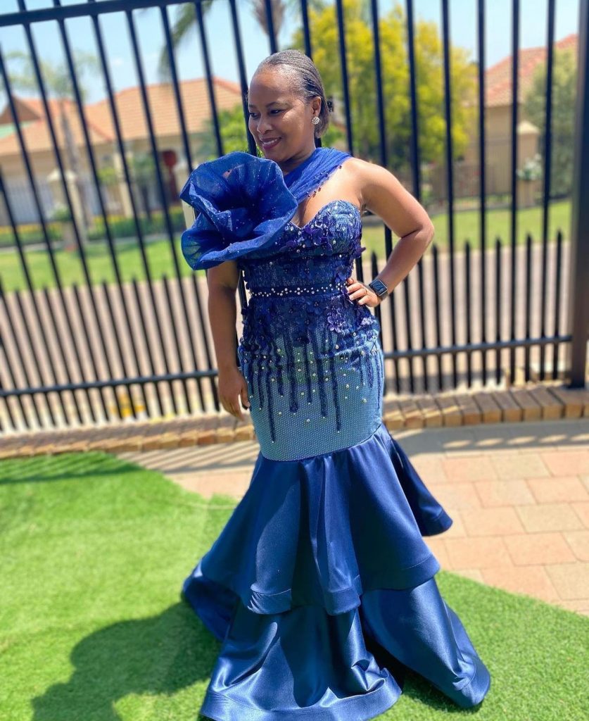 How Tswana traditional dresses are worn and accessorized 16