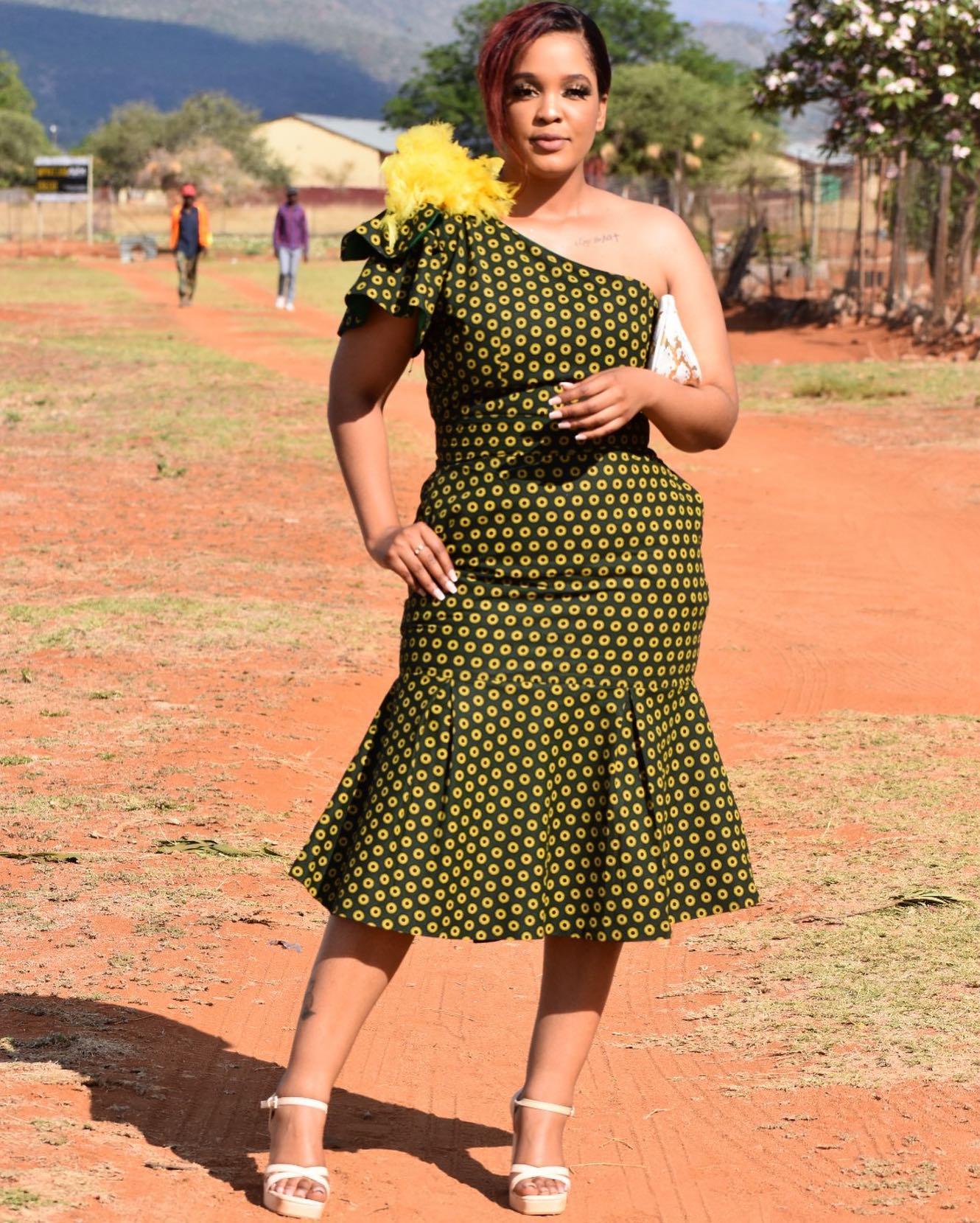 Beautiful Shweshwe Traditional Dresses Designs For Makoti 2024