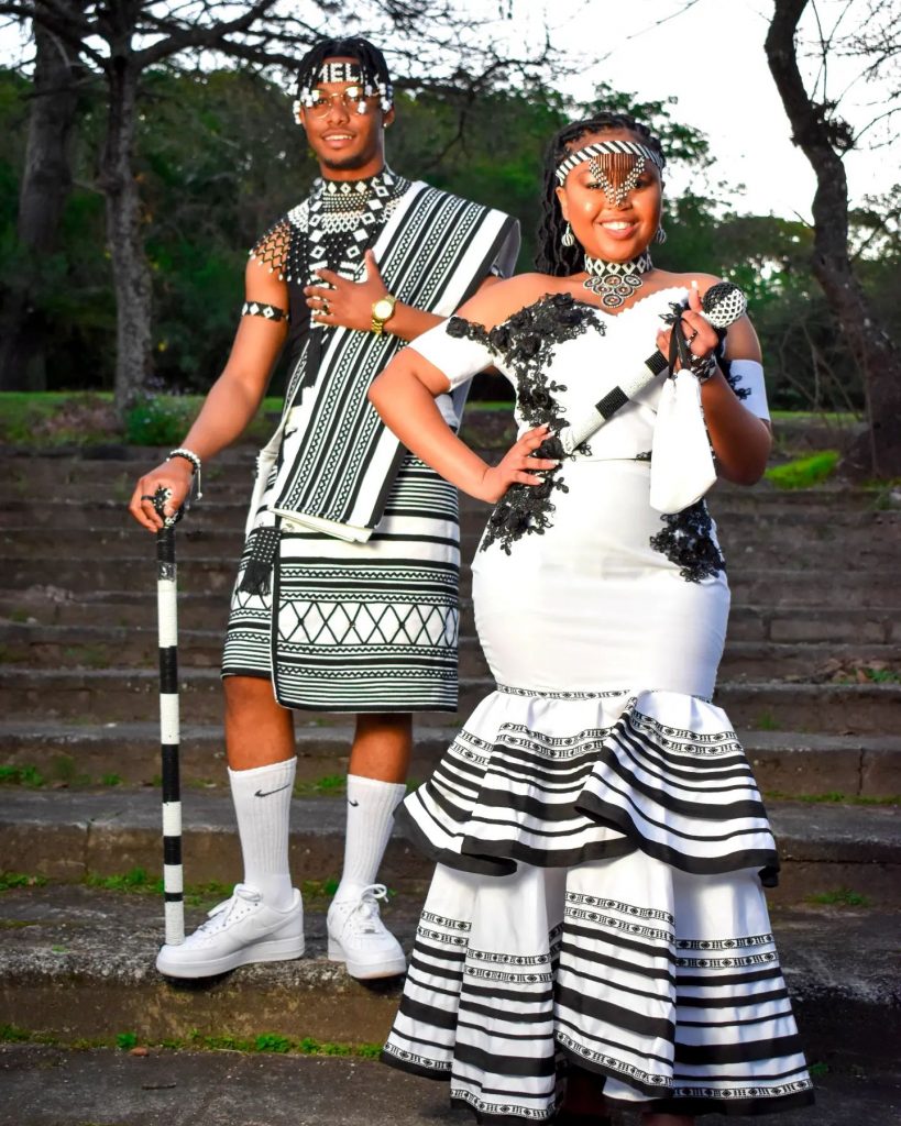 Learn About the Evolution of Xhosa Traditional Attire in 2024