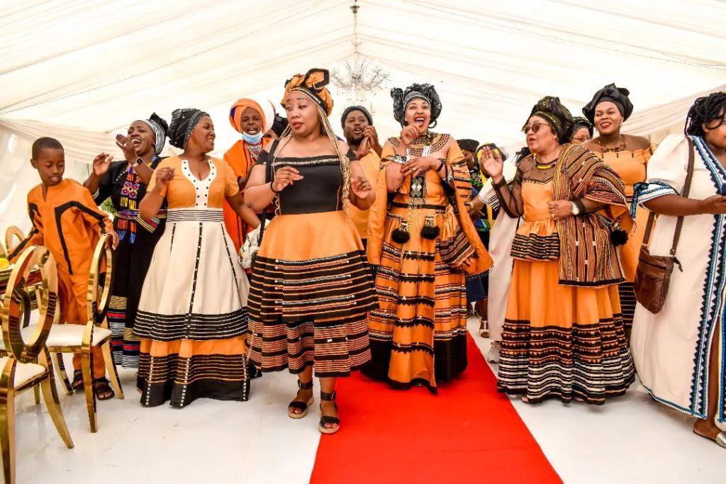 Modern Reinterpretations of Xhosa Traditional Attire in 2024