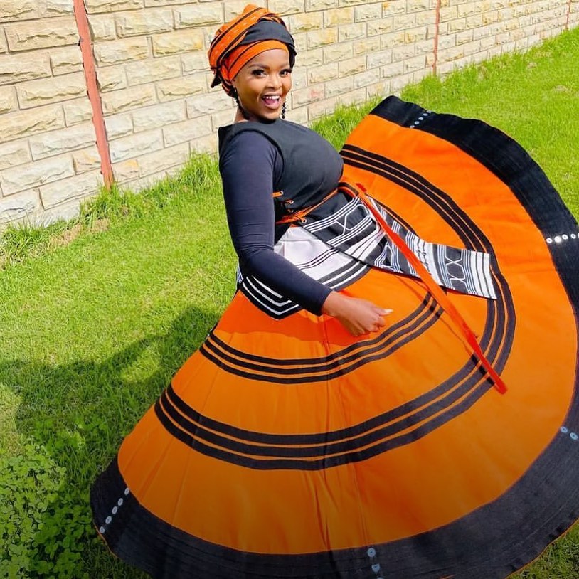Perfect Umbhaco Xhosa Traditional Attire For Beautiful Ladies