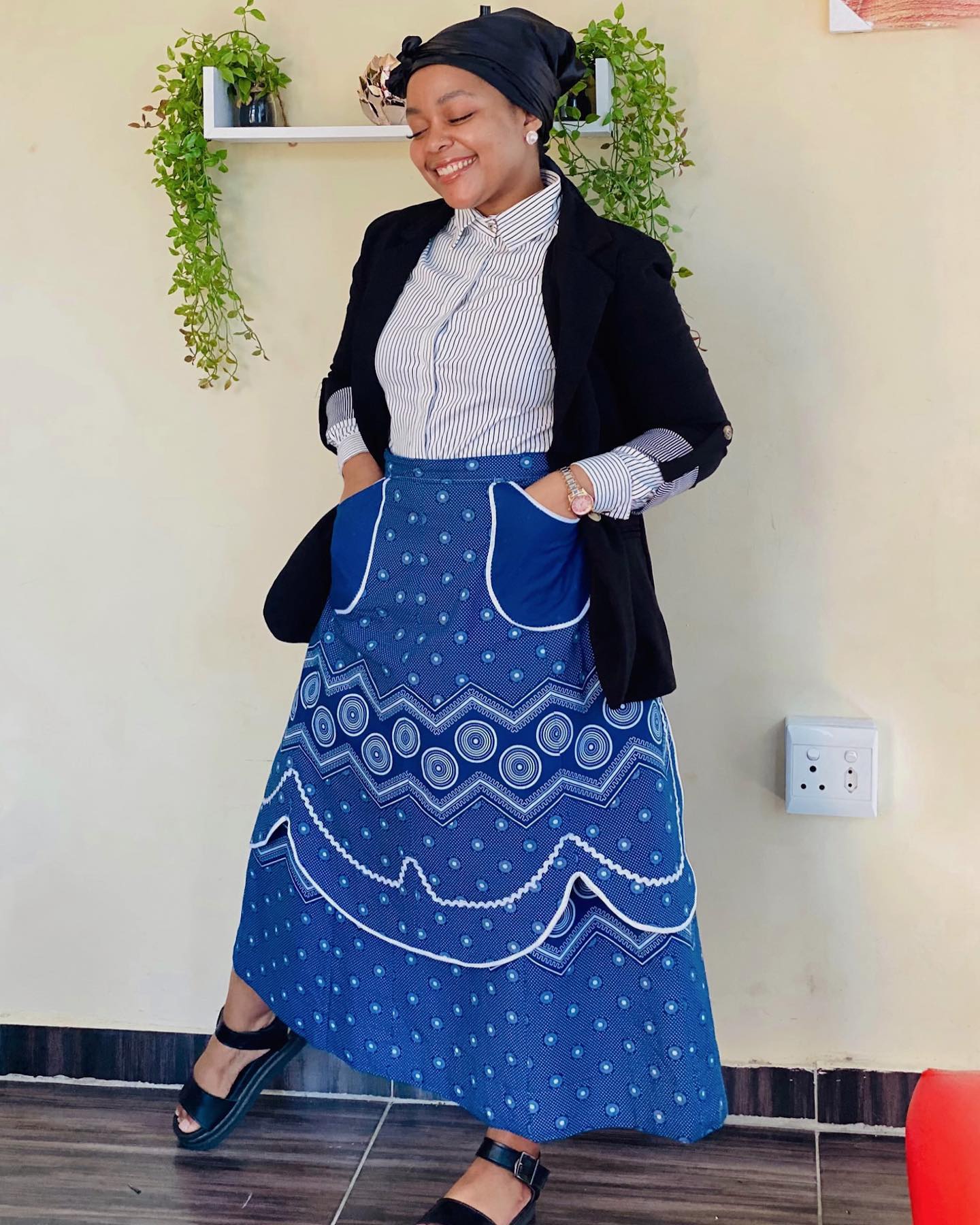 Latest Makoti Shweshwe Traditional Dresses For South African Women