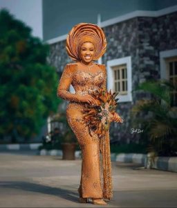 Stunning Aso Ebi Styles 2024- Perfect For Your Event