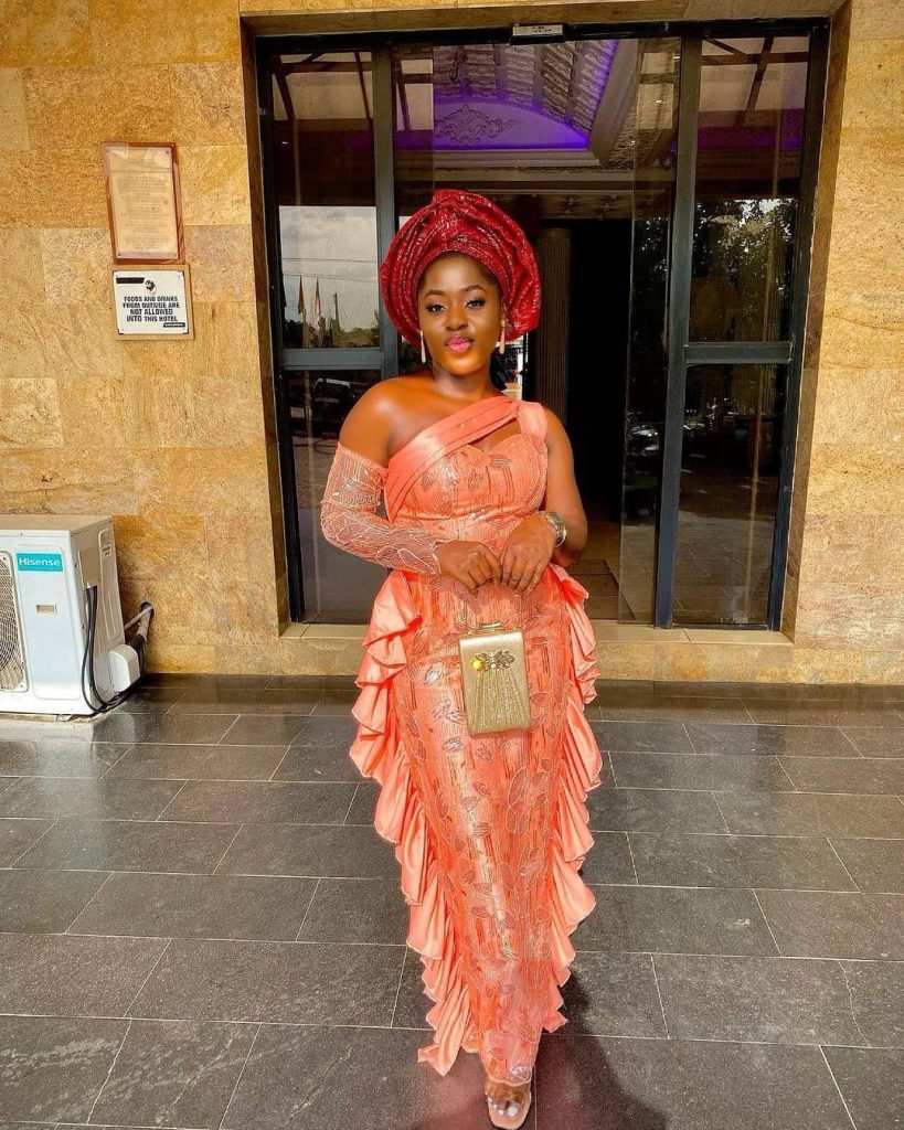 Stunning Aso Ebi Styles 2024- Perfect For Your Event