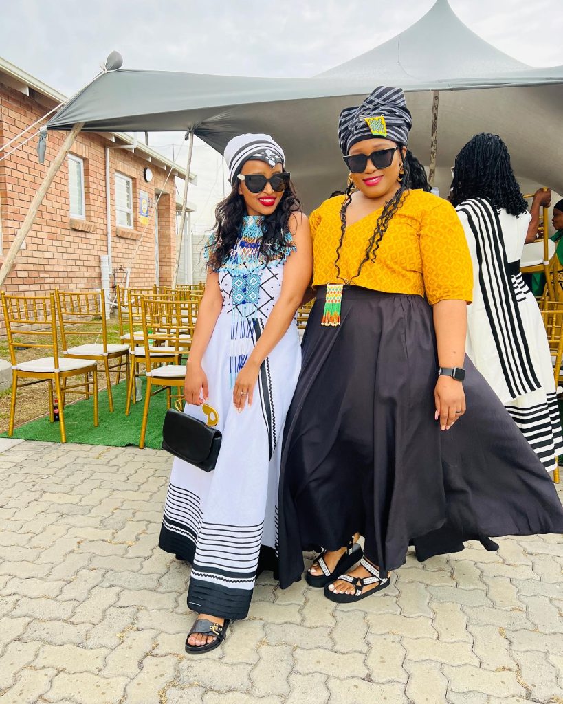 Awesome Xhosa Traditional Dresses For South African 2024