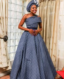 Amazing Makoti Traditional Shweshwe Dresses For Nice Ladies 2024 10
