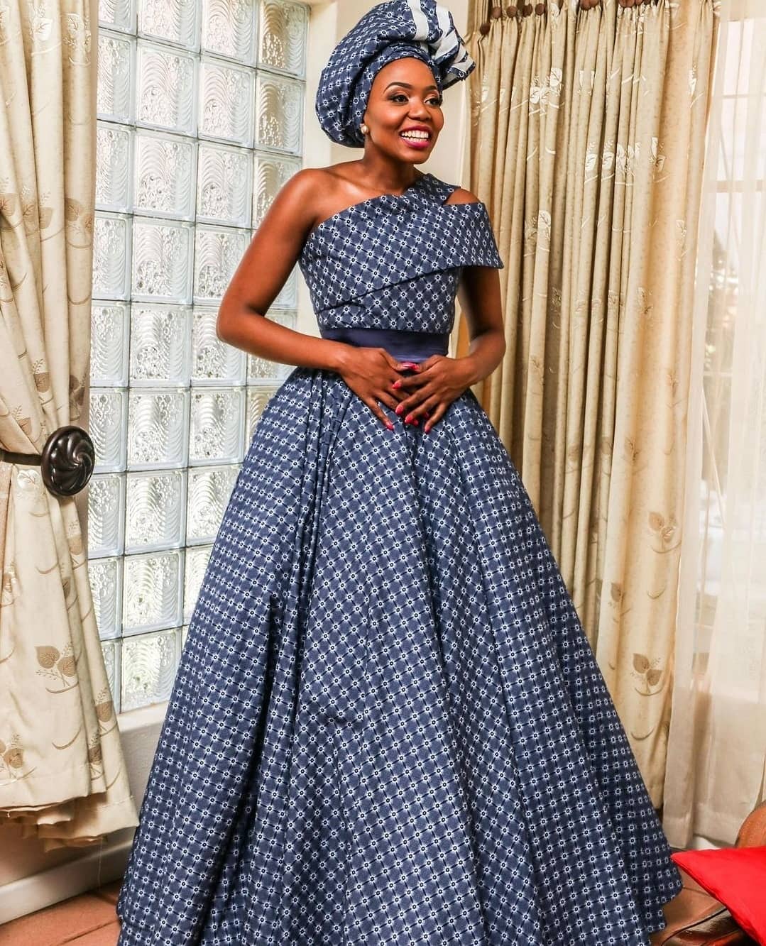 Amazing Makoti Traditional Shweshwe Dresses For Nice Ladies 2024 17