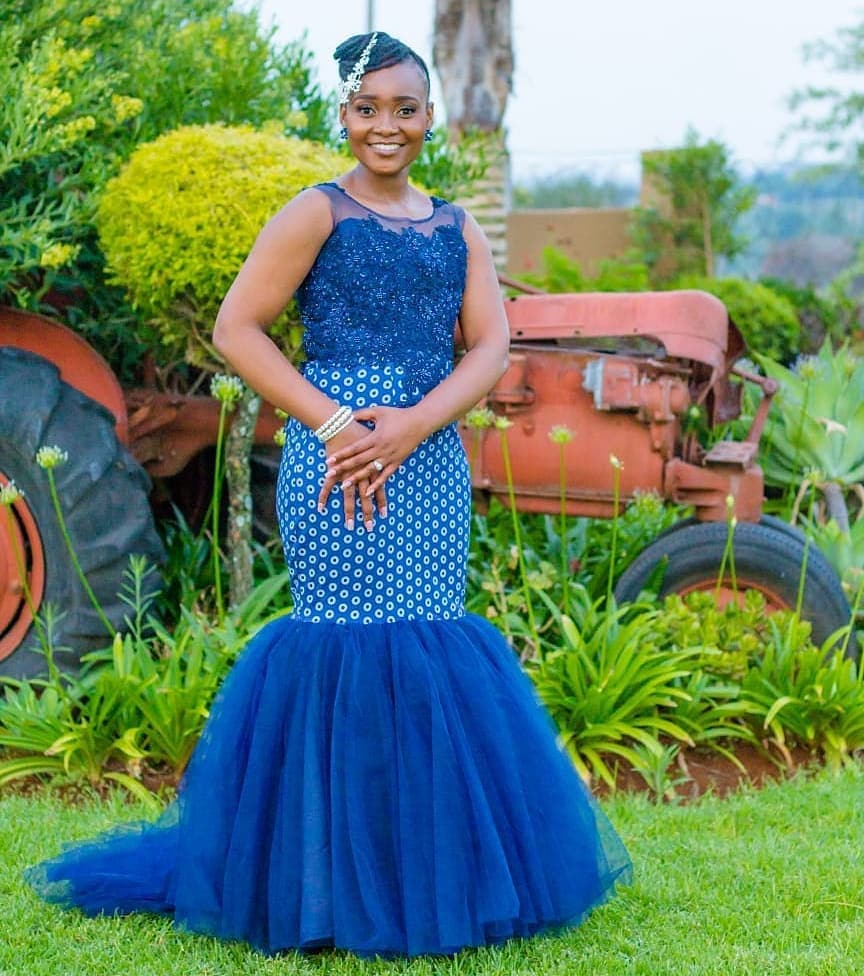 Fashionable Shweshwe Dresses 2024 For South African Ladies 19