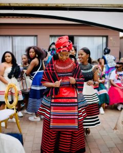Gorgeous Xhosa Traditional Dresses For South African Wedding 2024 4