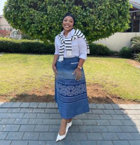 Styling Tips and Trends for Traditional Shweshwe Dresses at Makoti 2024 9