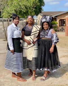 Umbhaco Xhosa Traditional Attire For South African Ladies 2024