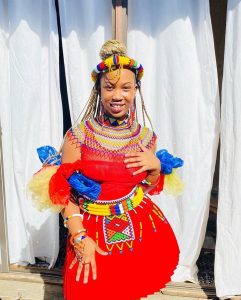 A Guide to Zulu Traditional Dress: Unveiling Cultural Symbolism and Beauty 13