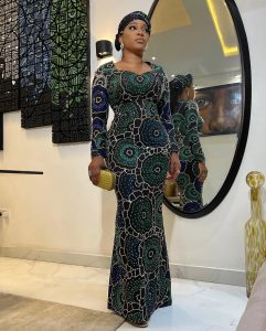 Beyond the Fabric: The Story and Significance of Ankara Dresses 11