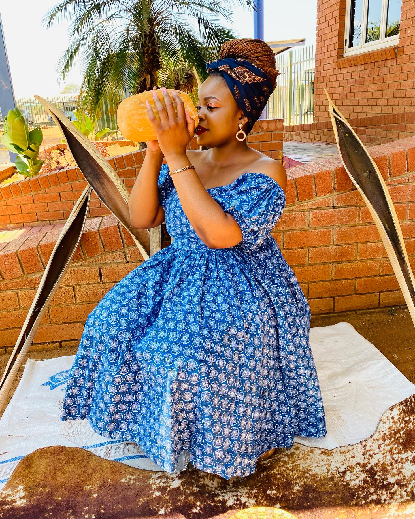 Brides of Botswana: Celebrate Your Heritage with Stunning Tswana Wedding Dresses 28