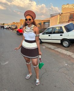 Celebrating Heritage: A Guide to Wearing and Appreciating Zulu Dresses 14
