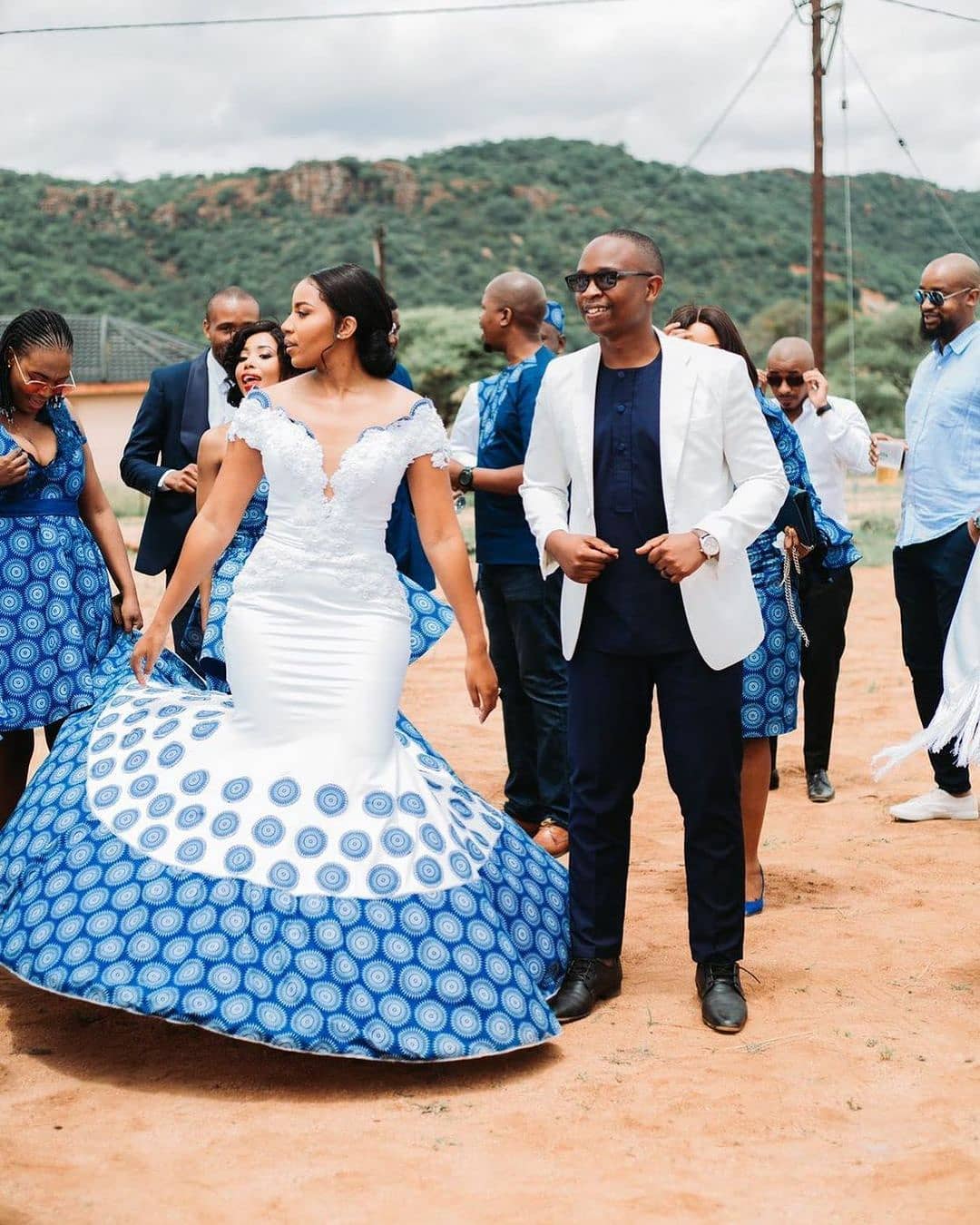 Curvy Confidence: Flattering Tswana Dress Styles for All Body Types 14