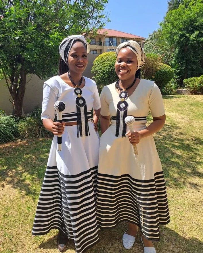 Gorgeous Xhosa Traditional Dresses 2024 For South African Wedding 18