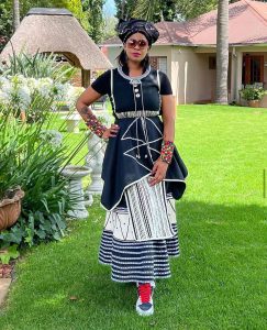 Modern Xhosa Style: Fashion-Forward Dresses for the Contemporary Woman 8