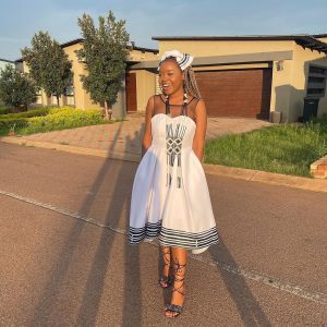 Modern Xhosa Style: Fashion-Forward Dresses for the Contemporary Woman 15