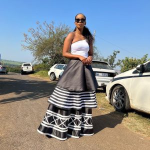Modern Xhosa Style: Fashion-Forward Dresses for the Contemporary Woman 17