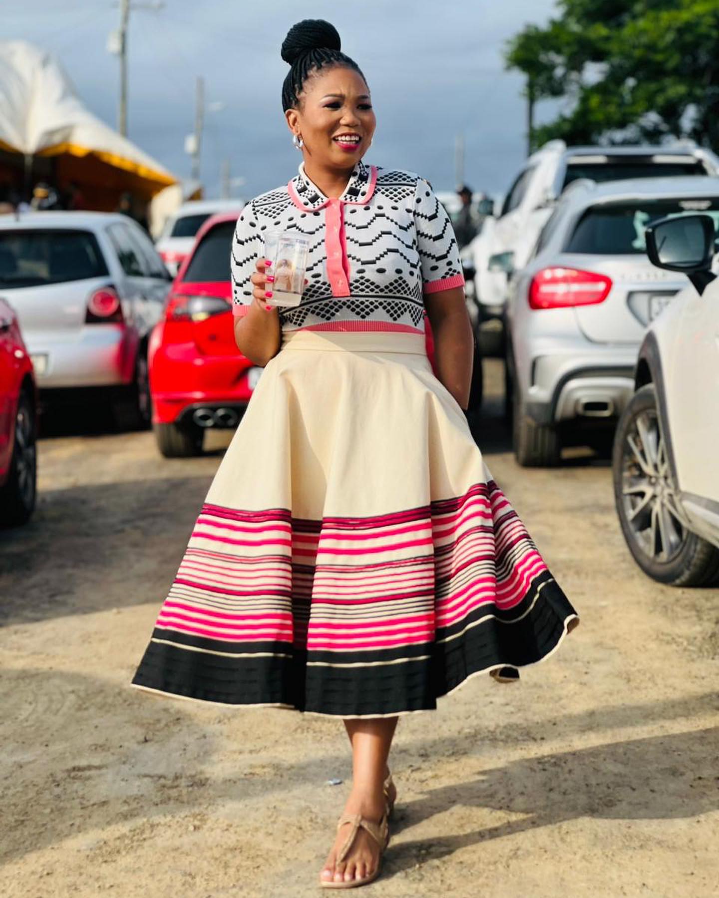 Step into Style: A Guide to Wearing Xhosa Dresses for Different Occasions 29