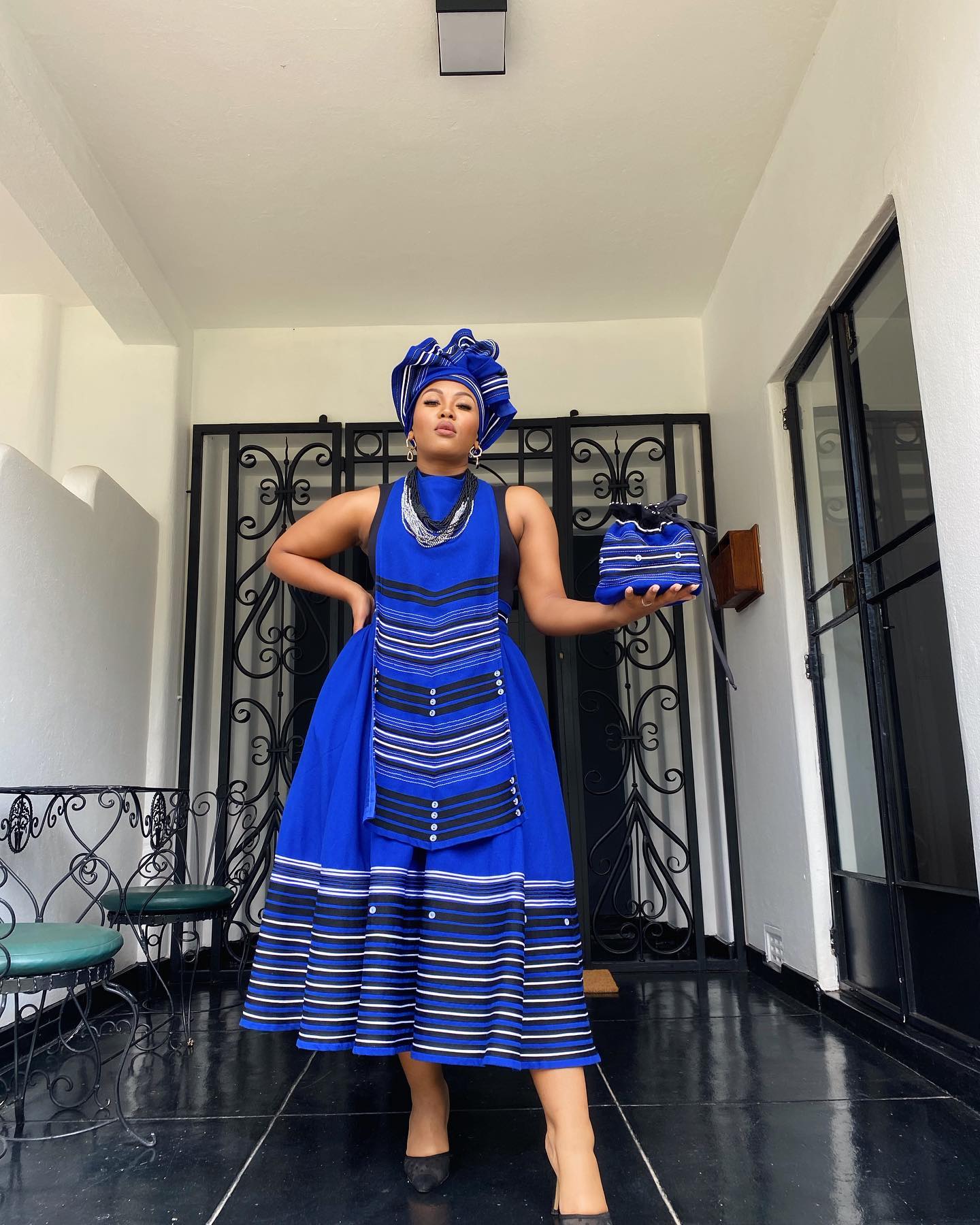 Step into Style: A Guide to Wearing Xhosa Dresses for Different Occasions 18