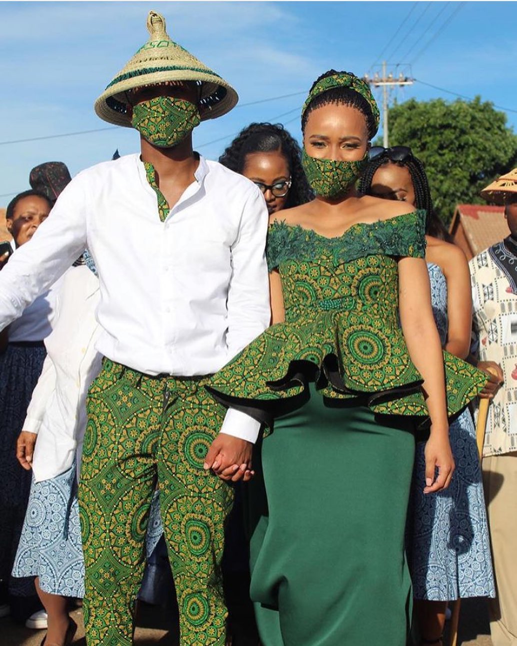 The Art of the Seshoeshoe: Mastering the Signature Fabric of Tswana Dress 2024 18